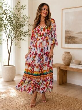 Me2Magic Floral Boho Maxi Dress M White Multicolor Tiered Metallic Gold Lurex